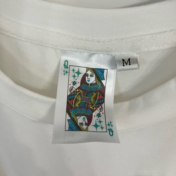 QUEEN OF SPARKLES Wine Tee - Picture 4 of 8